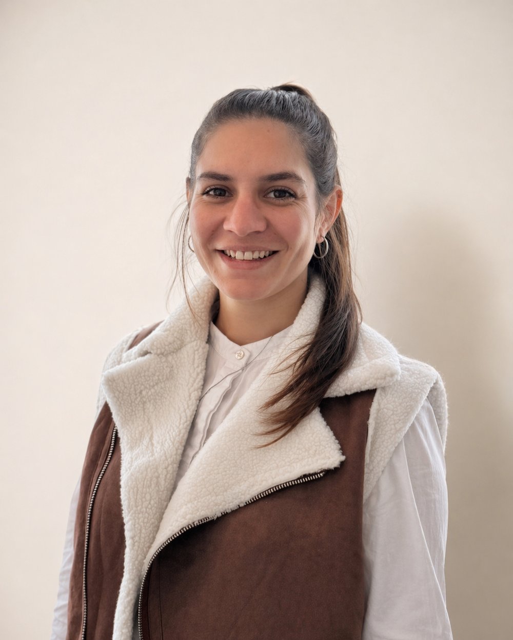 Andrea Valdéz — Reservas y administración de Premium Host Punta